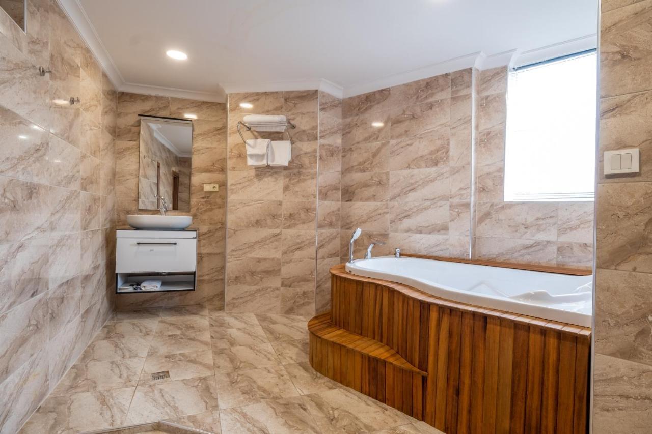 Istanbul Nova Hotel Bagian luar foto